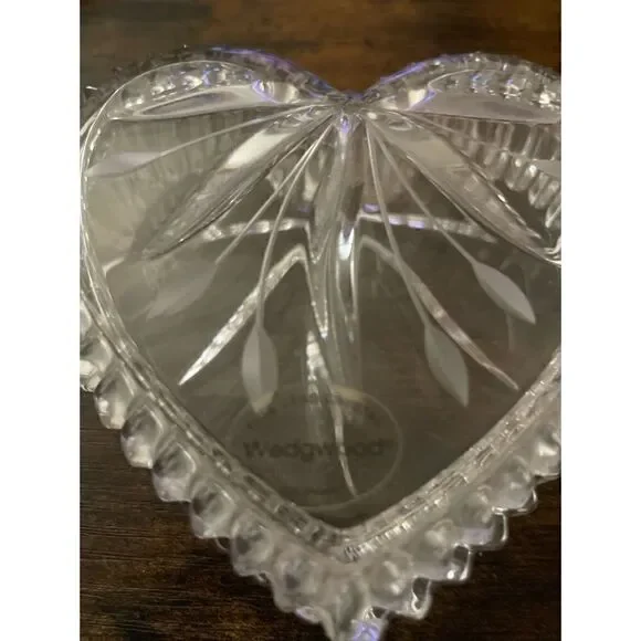 VNT Wedgwood Crystal Trinket Jewelry Box Cut Glass Heart Keepsake NWT
